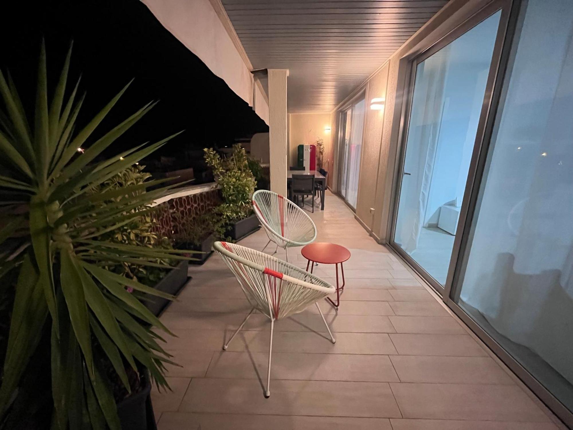 The White Heart House - Attic Sea View Leilighet Los Cristianos  Eksteriør bilde